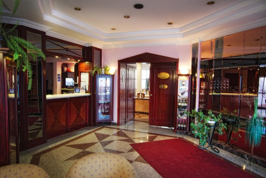 Bellevue Hotel And Resort Bardejov Bagian luar foto